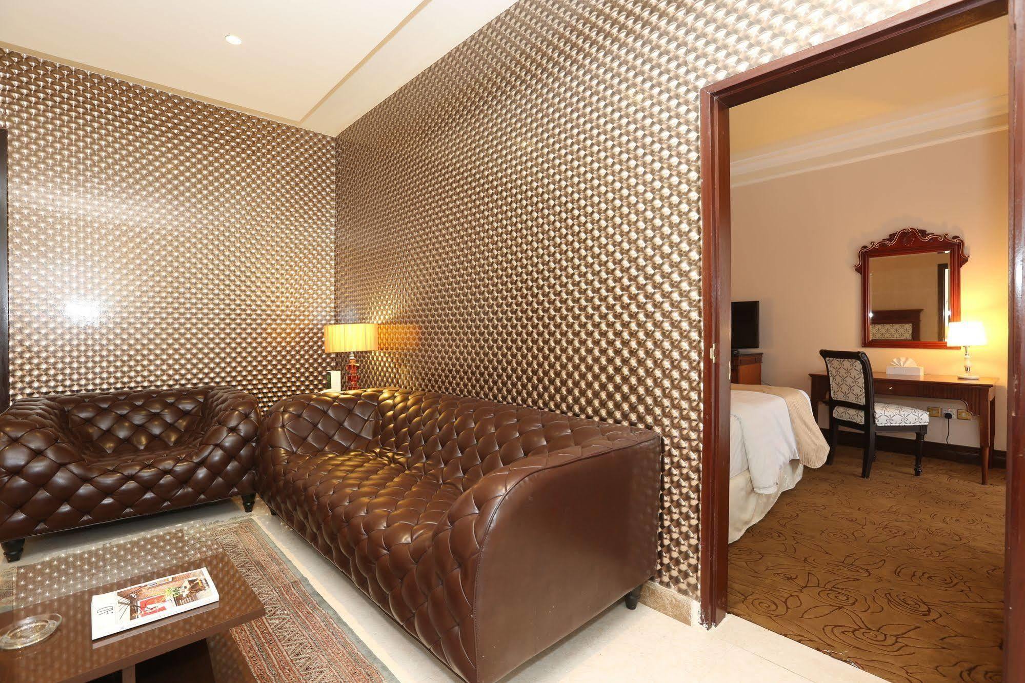 Mercure Hotel Khamis Mushayt Hamis Muşayt Dış mekan fotoğraf